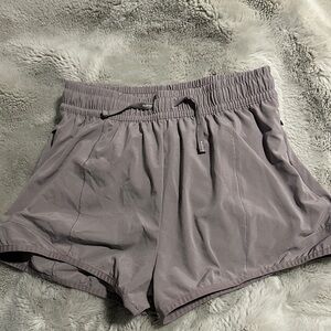 Alphalete Women's Athletic Shorts in Light Gray